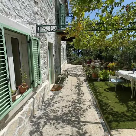 Apartment Vivan I Vitala *
